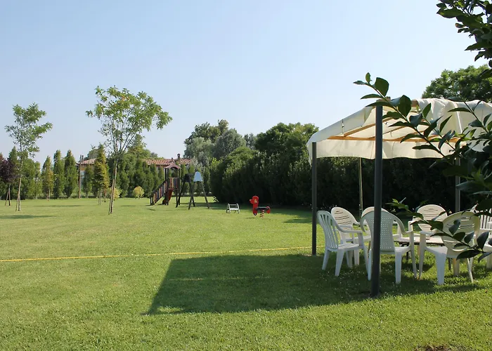 مزرعة للإقامة Corte Roeli *