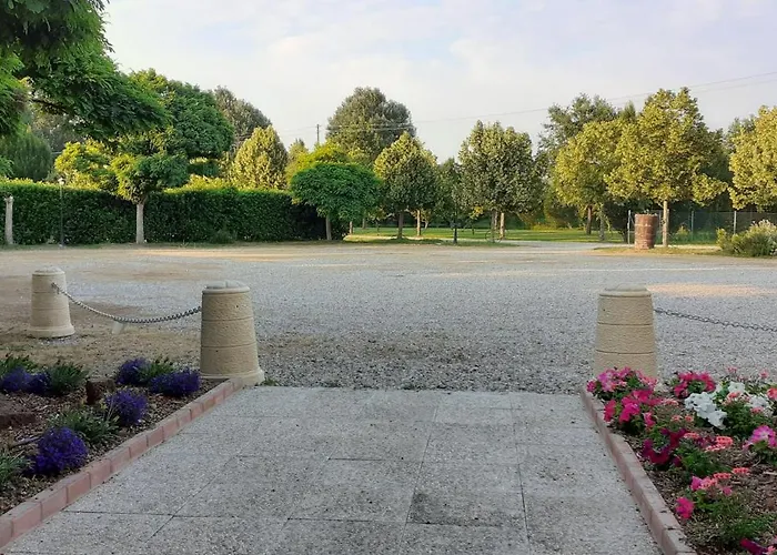 Alloggio per agriturismo Fattoria Corte Roeli *